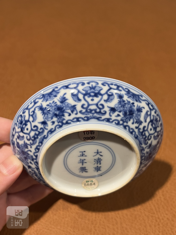 清雍正 青花贯套折枝花卉纹小碟 - 图6